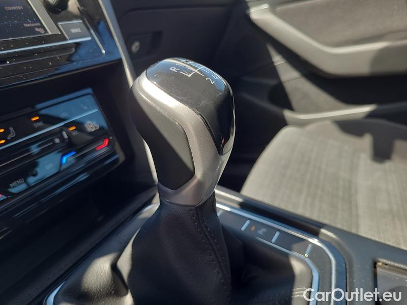 Volkswagen  Passat  Variant (CB5) (2019) Pas.Var.1.5TSI EVO Business #2