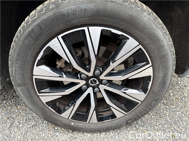 Volvo  XC60  B4 D Core AWD AT #9