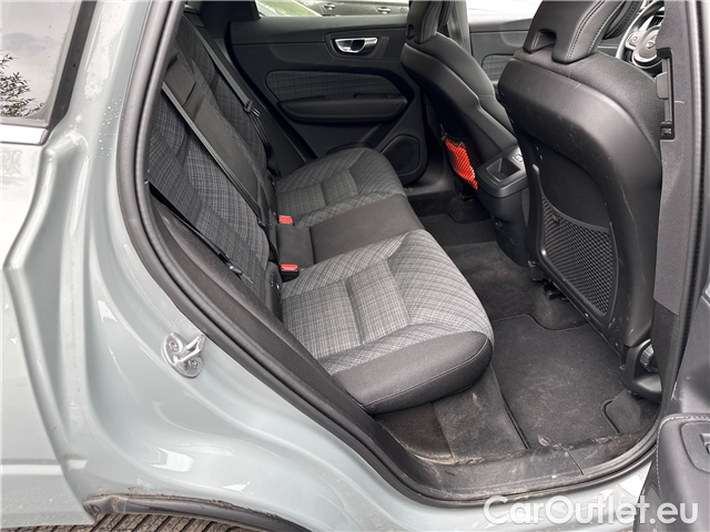 Volvo  XC60  B4 D Core AWD AT #11