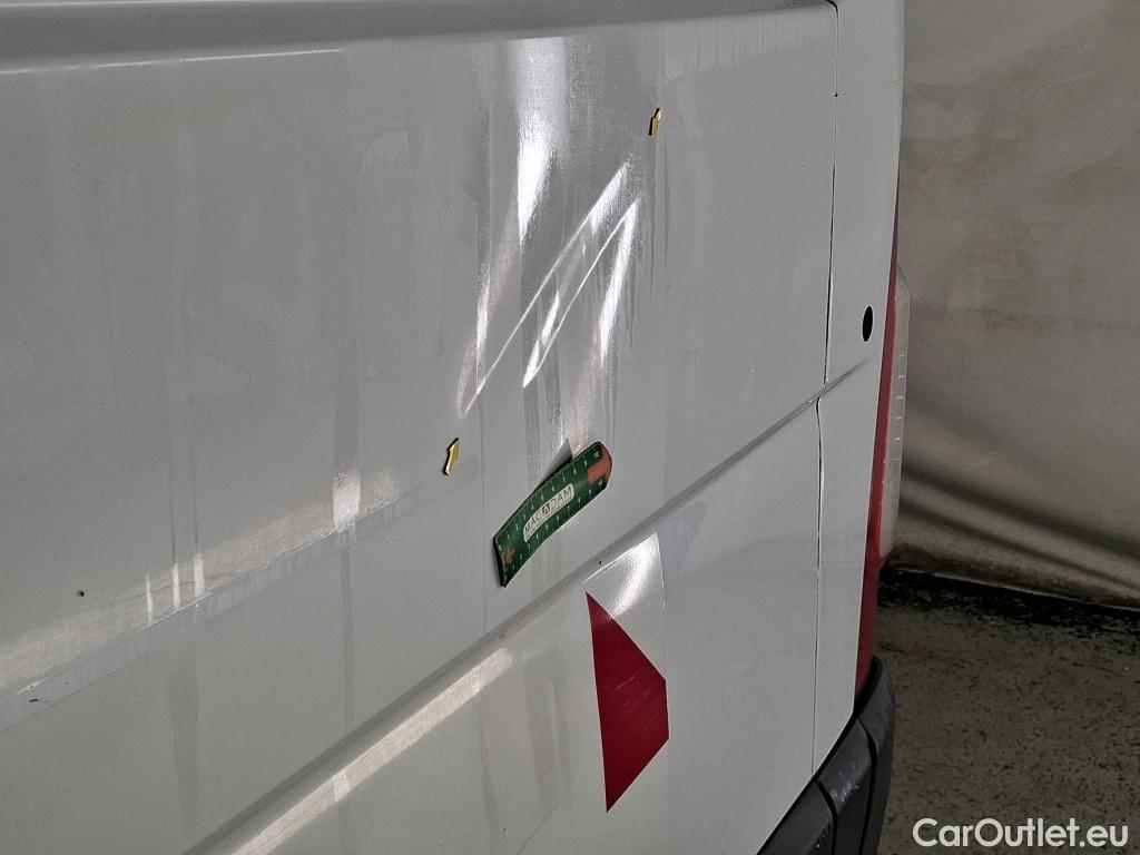 Renault  Master RENAULT  VU 4p Fourgon FG GCf Trac F3500 L2H2 dCi 125 #10