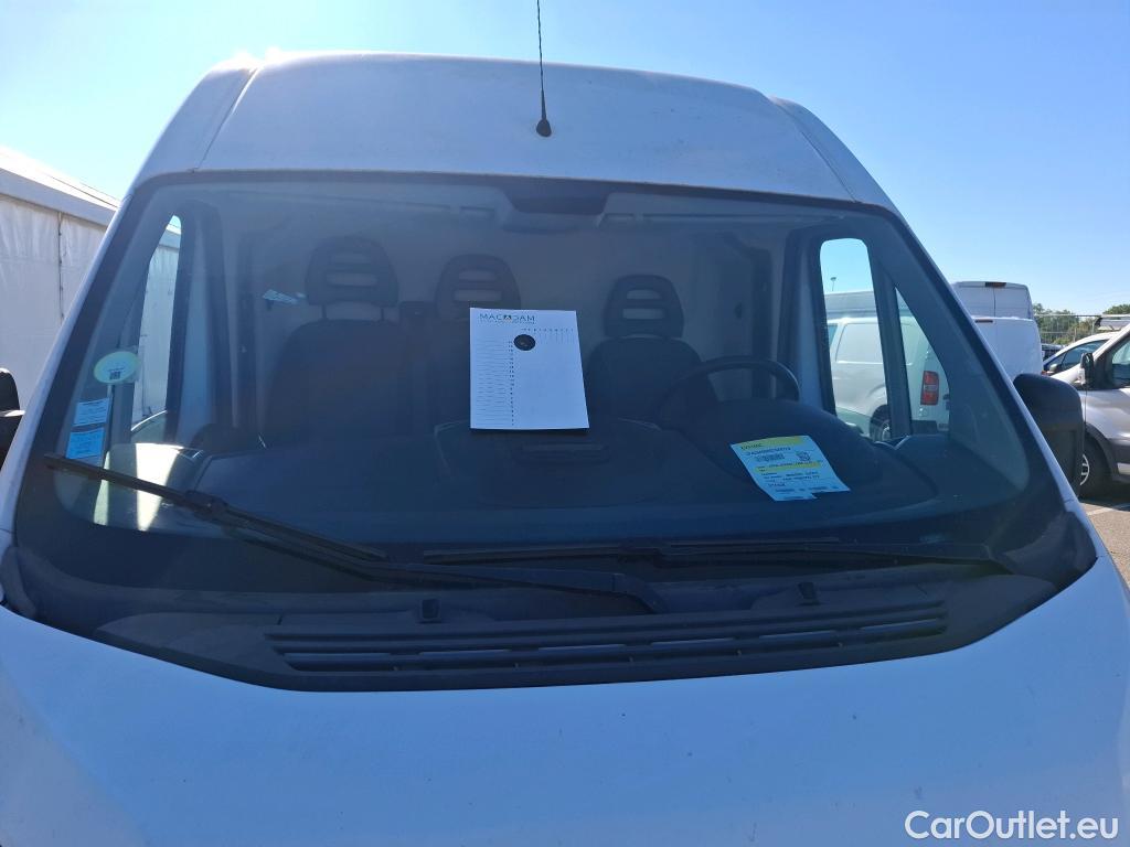 Fiat  Ducato FIAT  VU 4p Fourgon Maxi 3 5 XL H2 2 3 Mjet 130 Pack Pro Nav #61