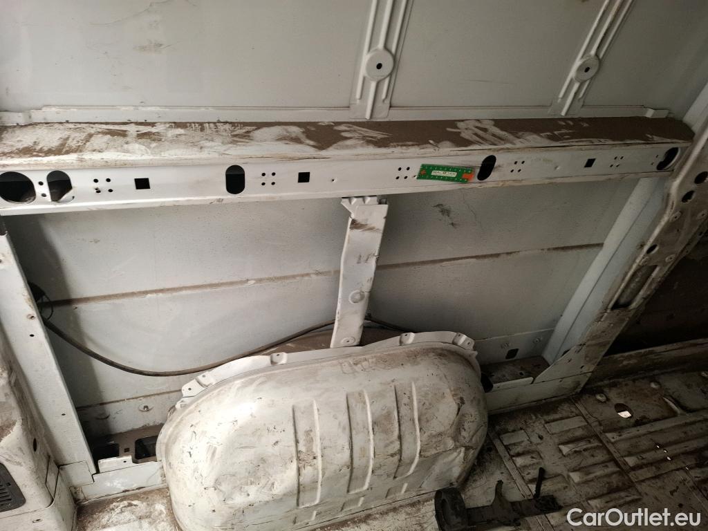 Renault  Master RENAULT  VU 4p Fourgon FG GCf Trac F3500 L2H2 dCi 125 #34