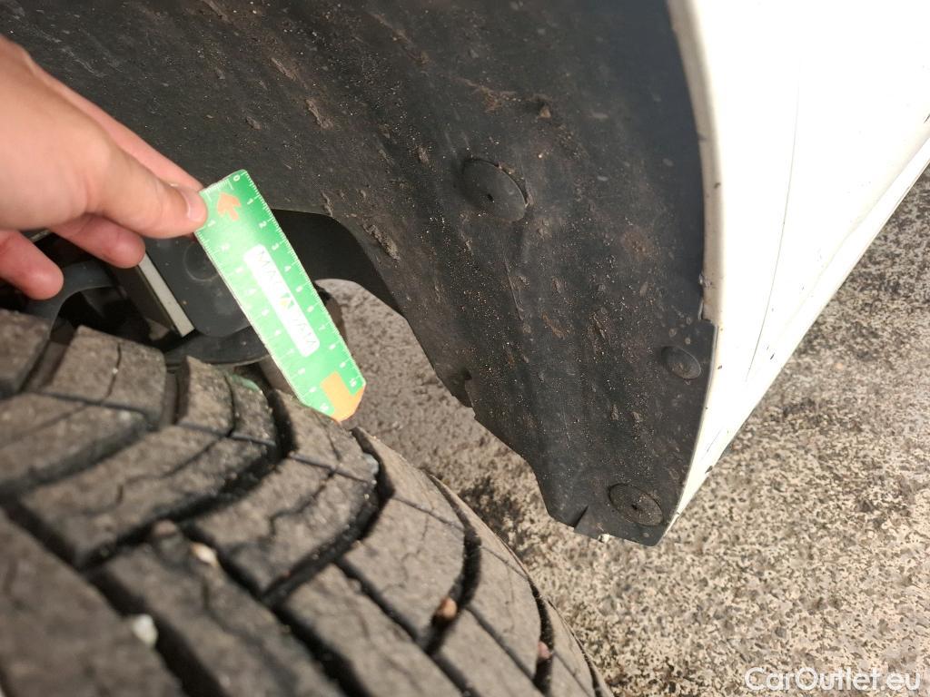 Renault  Master RENAULT  VU 4p Fourgon FG GCf Trac F3500 L2H2 dCi 125 #40