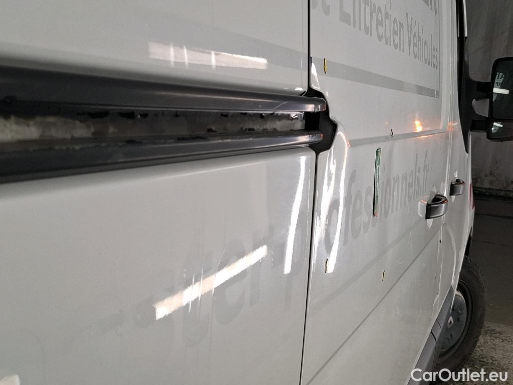 Renault  Master RENAULT  VU 4p Fourgon FG GCf Trac F3500 L2H2 dCi 125 #13