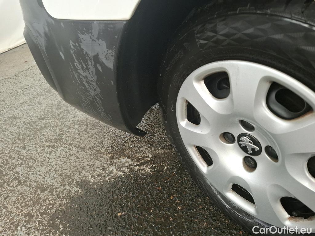  Peugeot  Partner PEUGEOT  VU 4p Fourgonnette BLUEHDI 100 STD PREMIUM PACK #3