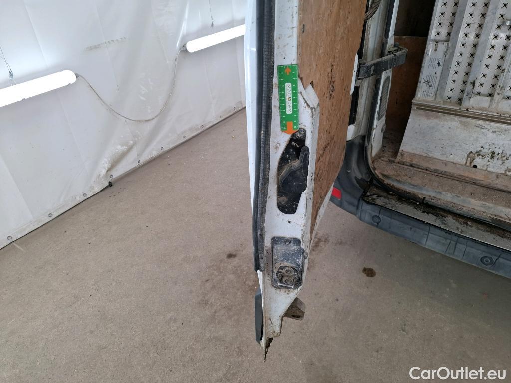 Renault  Master RENAULT  VU 4p Fourgon Gd Conf F3500 L2H2 dCi 125 #57