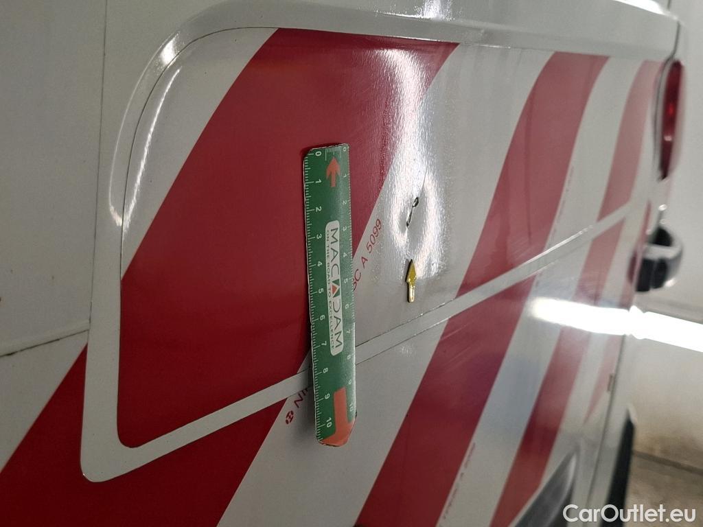 Renault  Master RENAULT  VU 4p Fourgon FG GCf Trac F3500 L2H2 dCi 125 #21