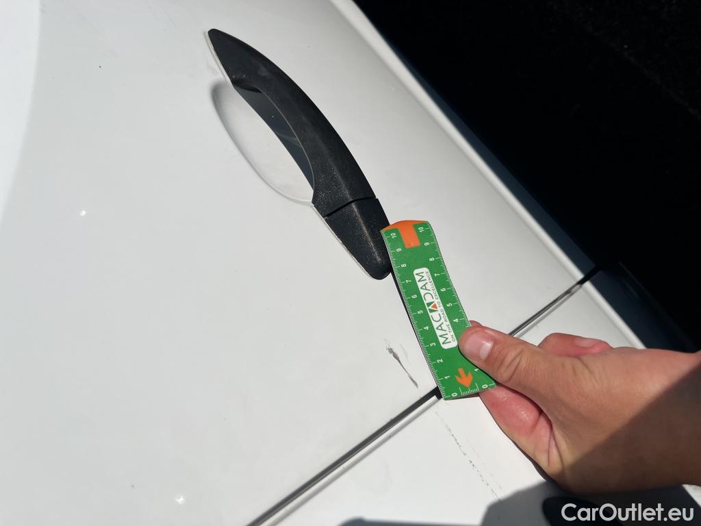  Citroen  Berlingo CITROEN  VU 4p Fourgonnette Taille M 650kg BlueHDi 75 BVM Club #17