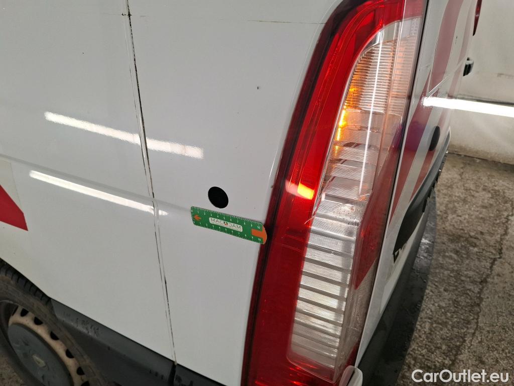 Renault  Master RENAULT  VU 4p Fourgon FG GCf Trac F3500 L2H2 dCi 125 #56