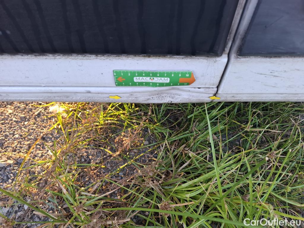 Fiat  Ducato FIAT  VU 4p Fourgon Maxi 3 5 XL H2 2 3 Mjet 130 Pack Pro Nav #37