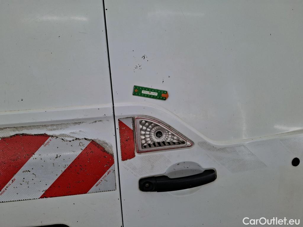 Renault  Master RENAULT  VU 4p Fourgon Gd Conf F3500 L2H2 dCi 125 #55