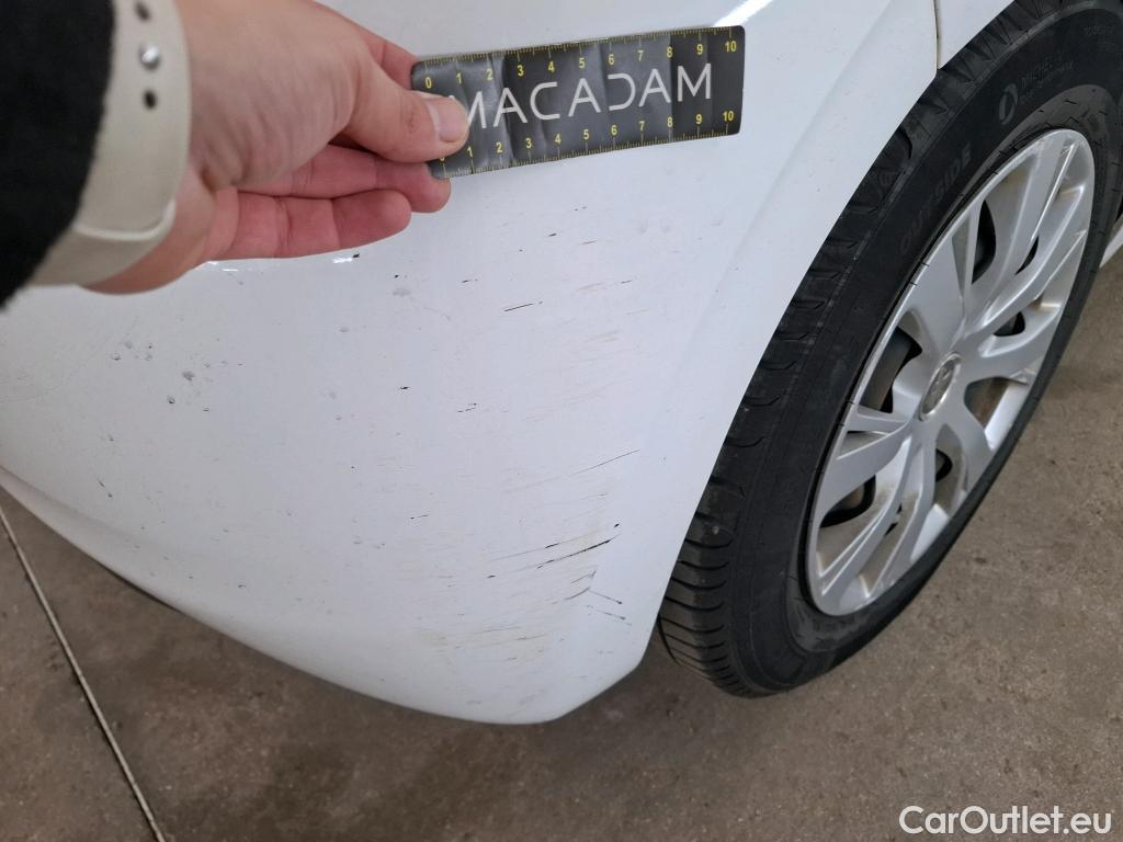  Peugeot  208  Affaire Premium Pack 1.6 HDi 75CV BVM5 E6 #11