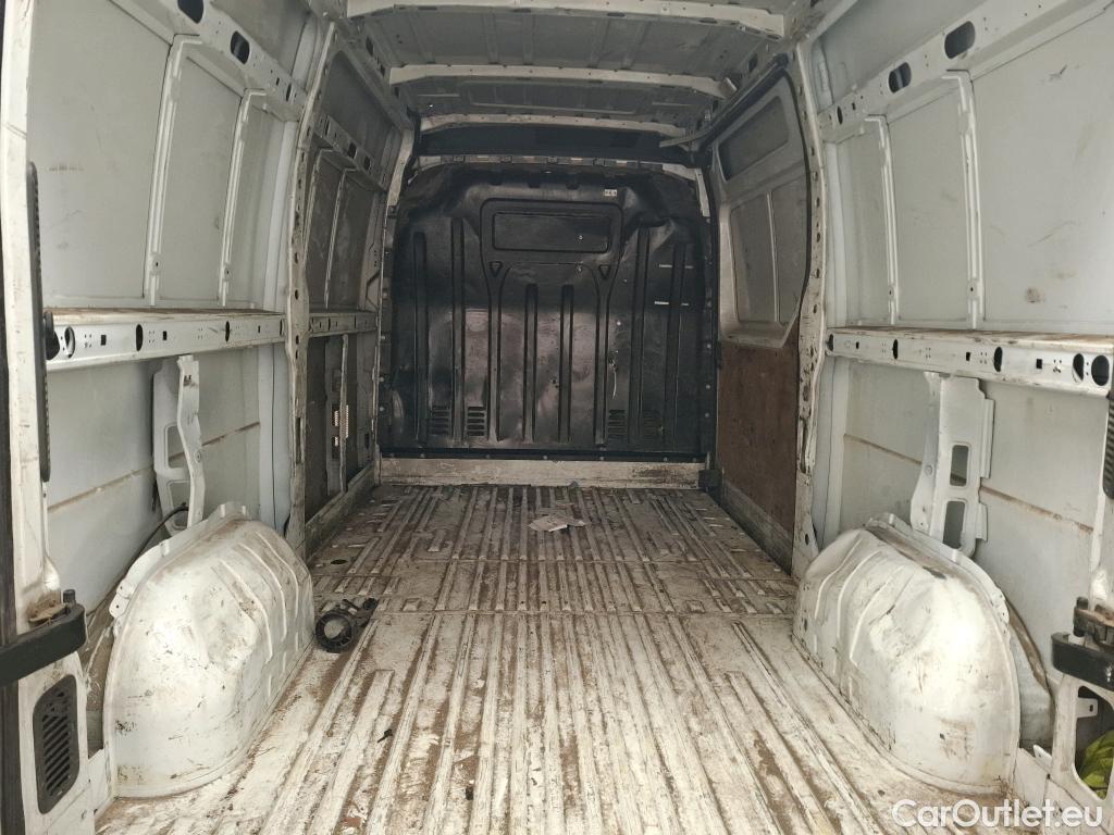 Renault  Master RENAULT  VU 4p Fourgon FG GCf Trac F3500 L2H2 dCi 125 #10