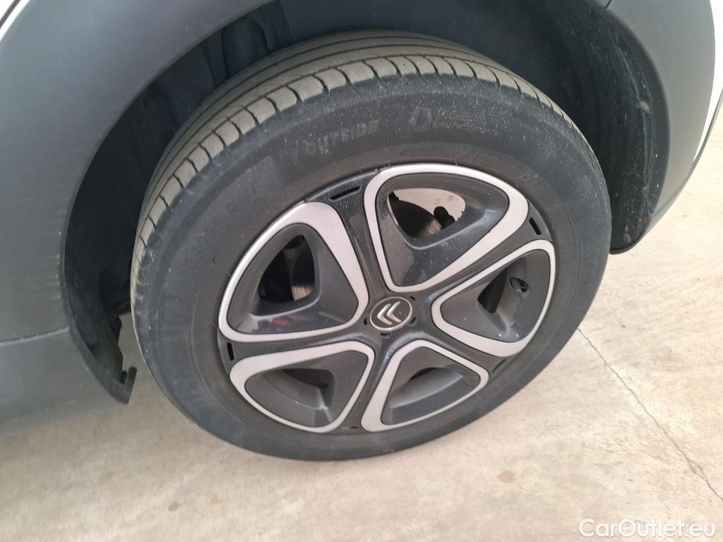  Citroen  C3  Société Feel 1.5 BlueHDI 100CV BVM6 E6dT #20