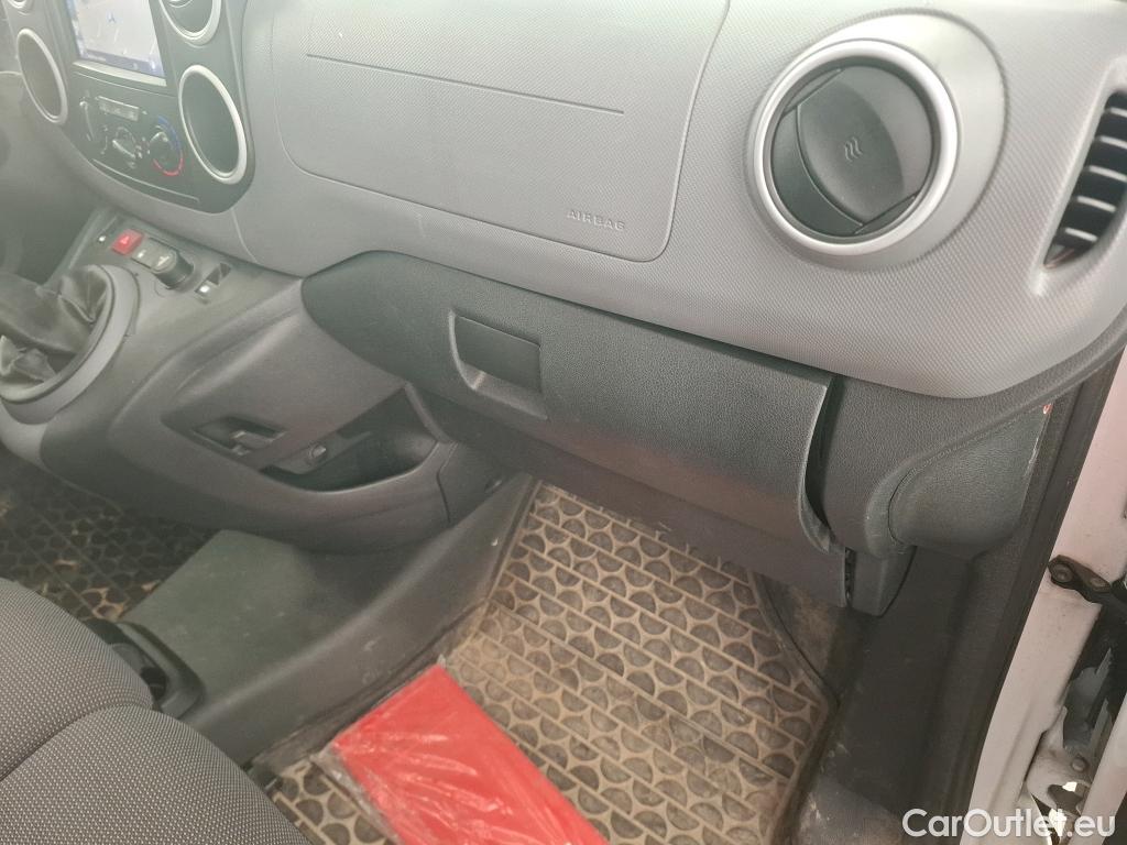  Peugeot  Partner PEUGEOT  VU 4p Fourgonnette BLUEHDI 100 STD PREMIUM PACK #11