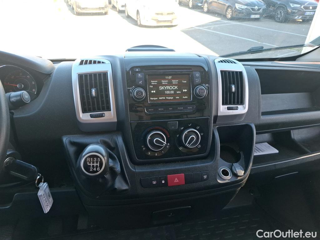 Fiat  Ducato FIAT  VU 4p Fourgon Maxi 3 5 XL H2 2 3 Mjet 130 Pack Pro Nav #7