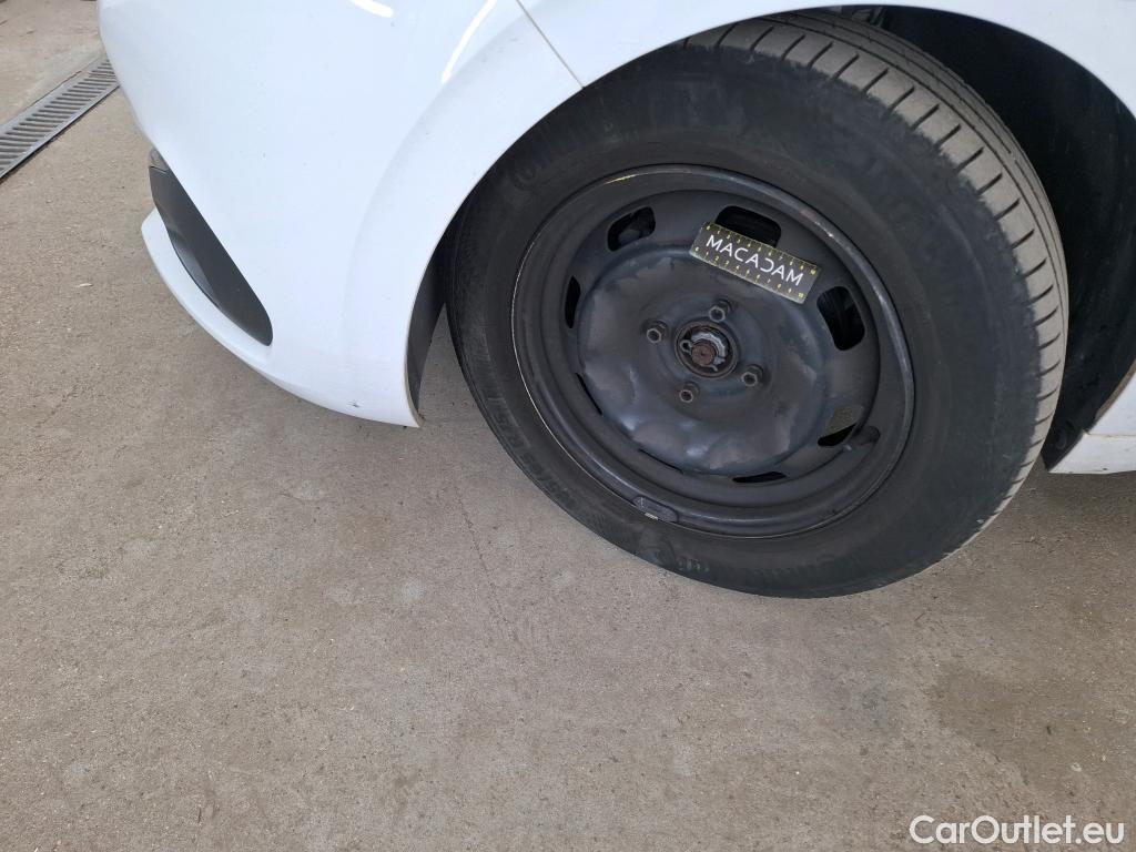  Peugeot  208  Affaire Premium Pack 1.6 HDi 75CV BVM5 E6 #20