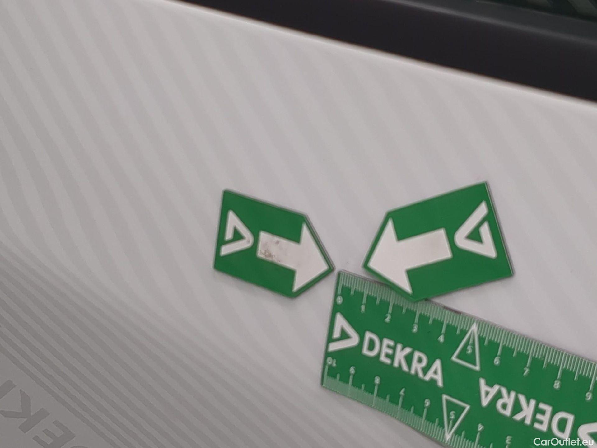  Renault  Megane  IV Berline 5 ptes. Société Air Nav 1.5 dCi 115 #9