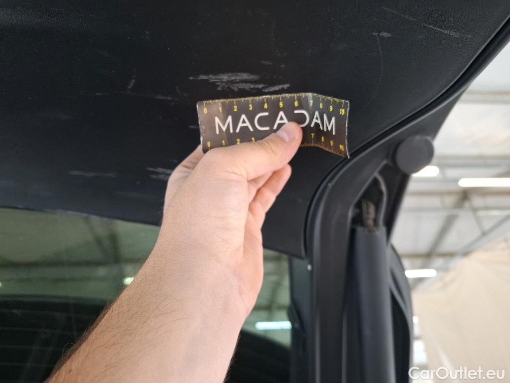  Jaguar  F-PACE JAGUAR  5p SUV  Portfolio 2L D 180ch BVA 4x4 #26