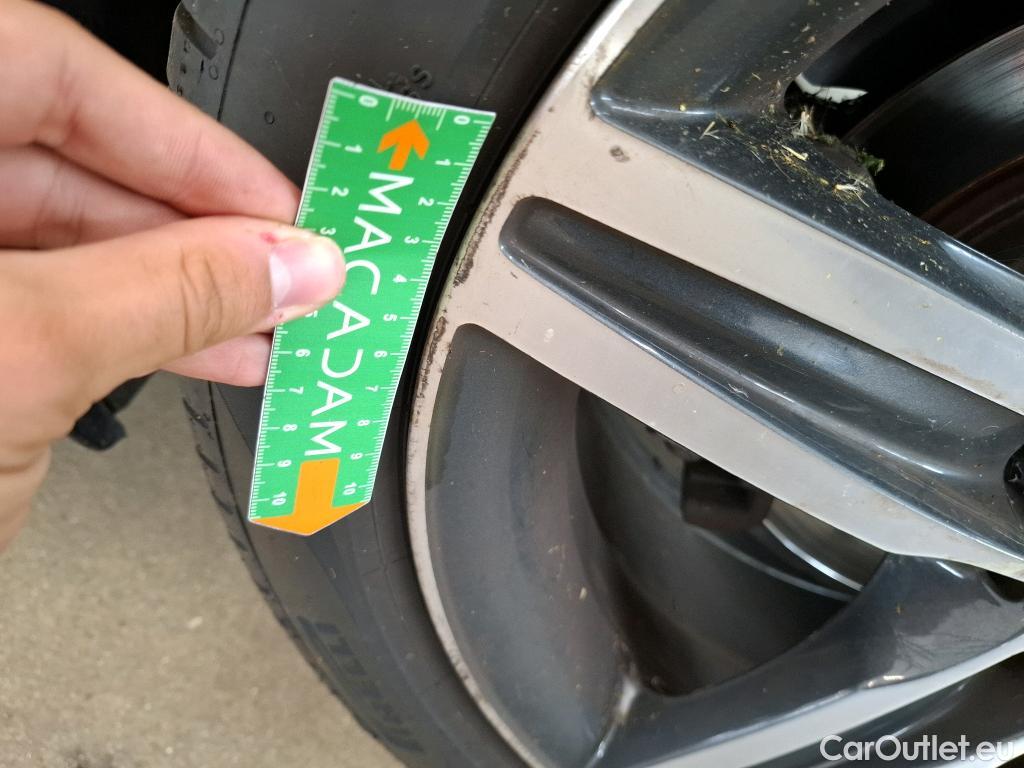  Bmw  Serie 1 Série 1 Berline 114d Sport 1.5 95CV BVM6 E6 #24