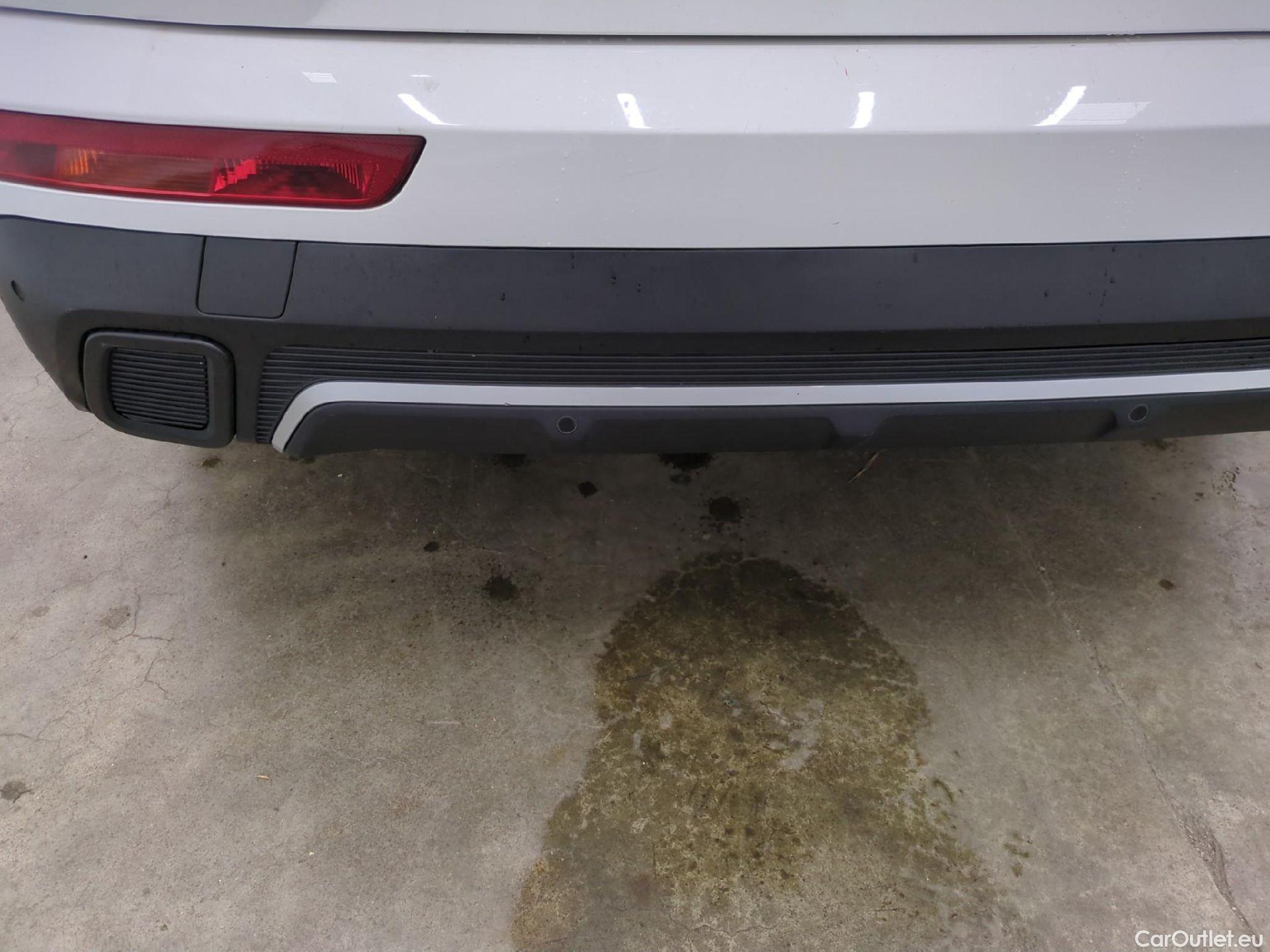  DS  DS7 DS DS 7 Crossback / 2017 / 5P / SUV BlueHDi 130 Auto PERFORMANCE Line #29