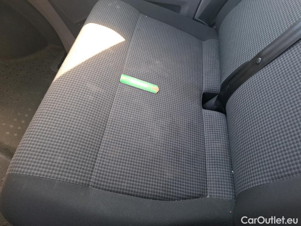  Volkswagen  Transporter VOLKSWAGEN  / 2019 / 4P / Fourgon tôlé 2.0 TDi 150 DSG7 L1H1 Business Line Plus #21