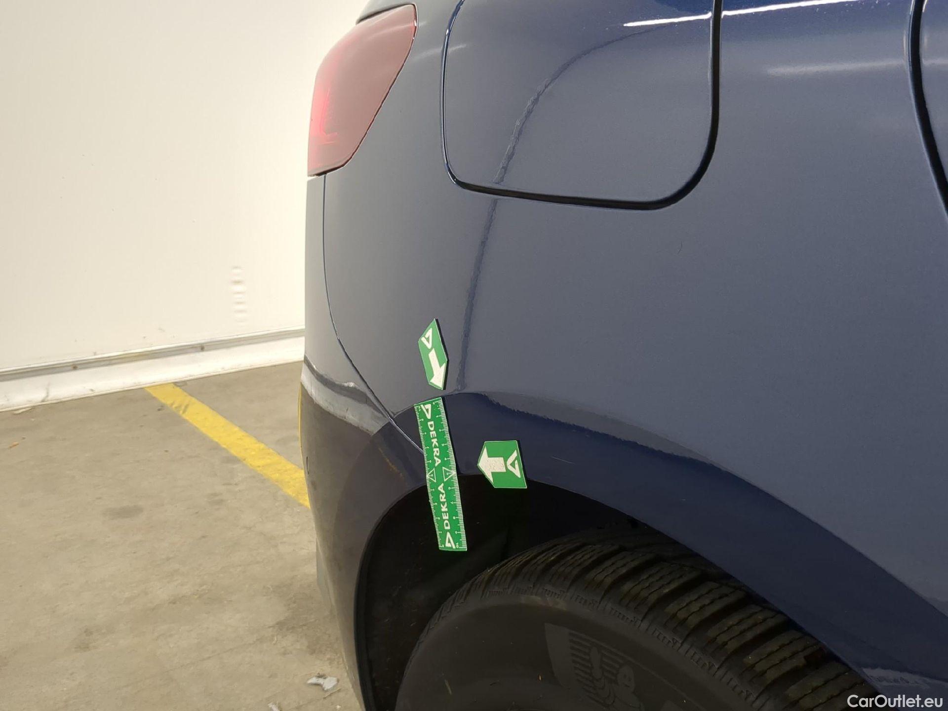  Bmw  2 Tourer BMW Série 2 Active Tourer / 2021 / 5P / monospace 225e xDrive 245ch Business Design DKG7 #36