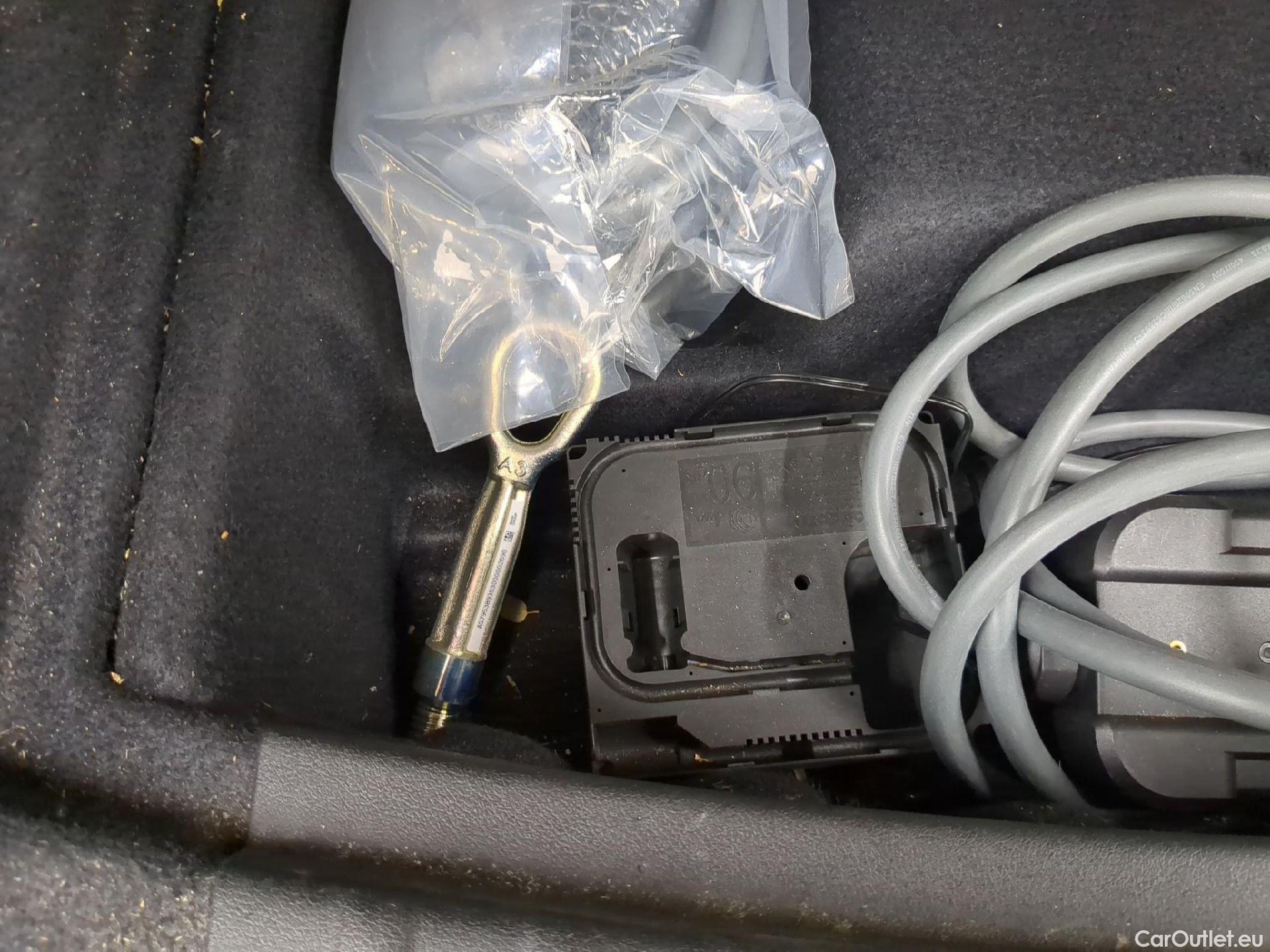  Bmw  2 Tourer BMW Série 2 Active Tourer / 2021 / 5P / monospace 225e xDrive 245ch Business Design DKG7 #12