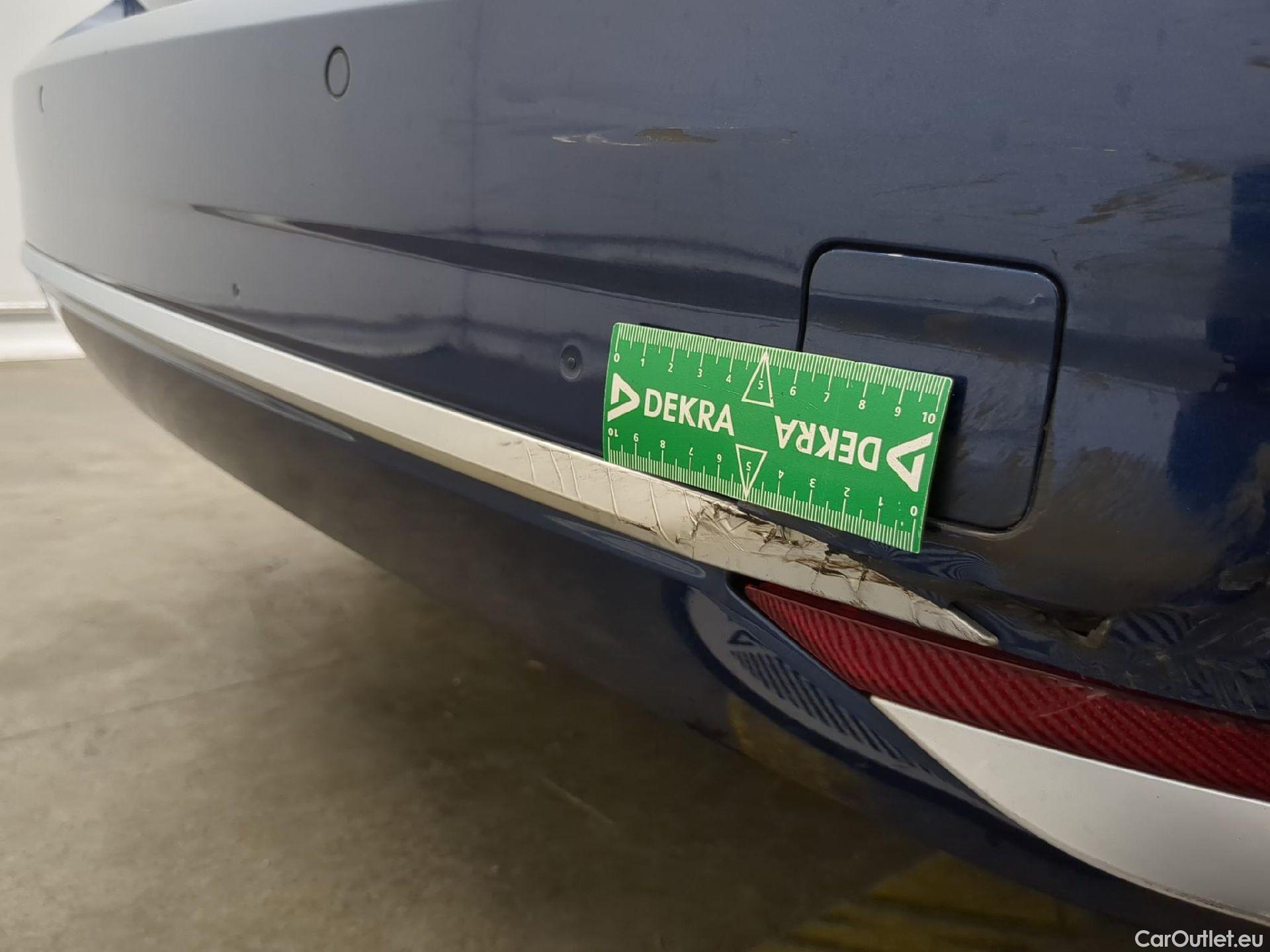  Bmw  2 Tourer BMW Série 2 Active Tourer / 2021 / 5P / monospace 225e xDrive 245ch Business Design DKG7 #24