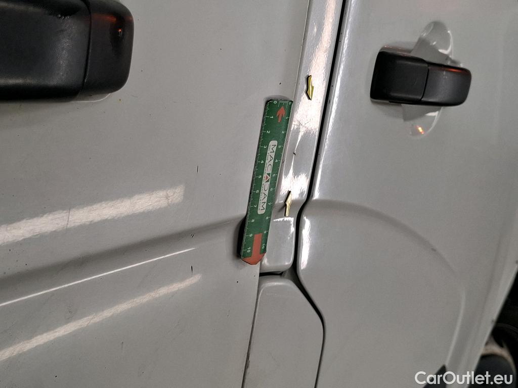 Renault  Master RENAULT  VU 4p Fourgon FG GCf Trac F3500 L2H2 dCi 125 #65