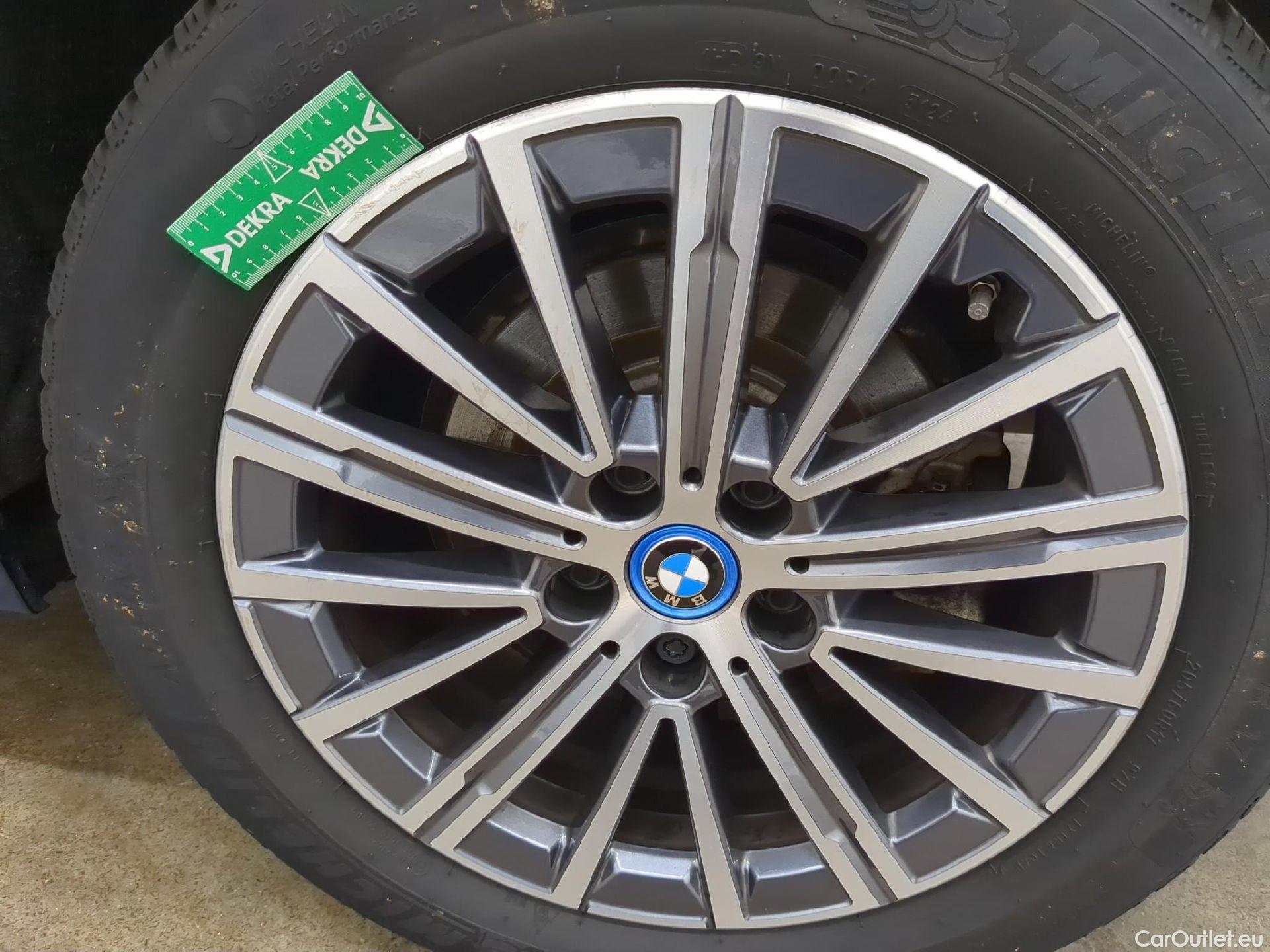  Bmw  2 Tourer BMW Série 2 Active Tourer / 2021 / 5P / monospace 225e xDrive 245ch Business Design DKG7 #17