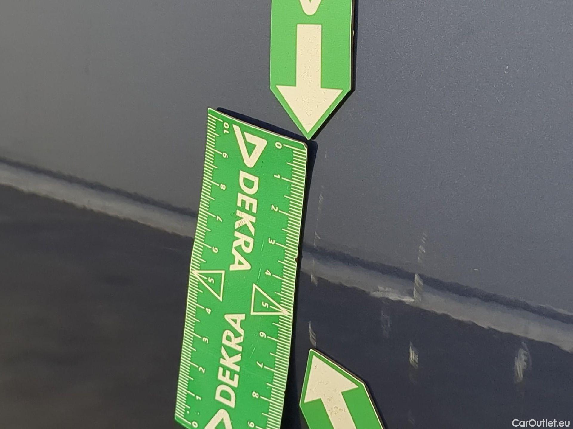  Bmw  2 Tourer BMW Série 2 Active Tourer / 2021 / 5P / monospace 225e xDrive 245ch Business Design DKG7 #47