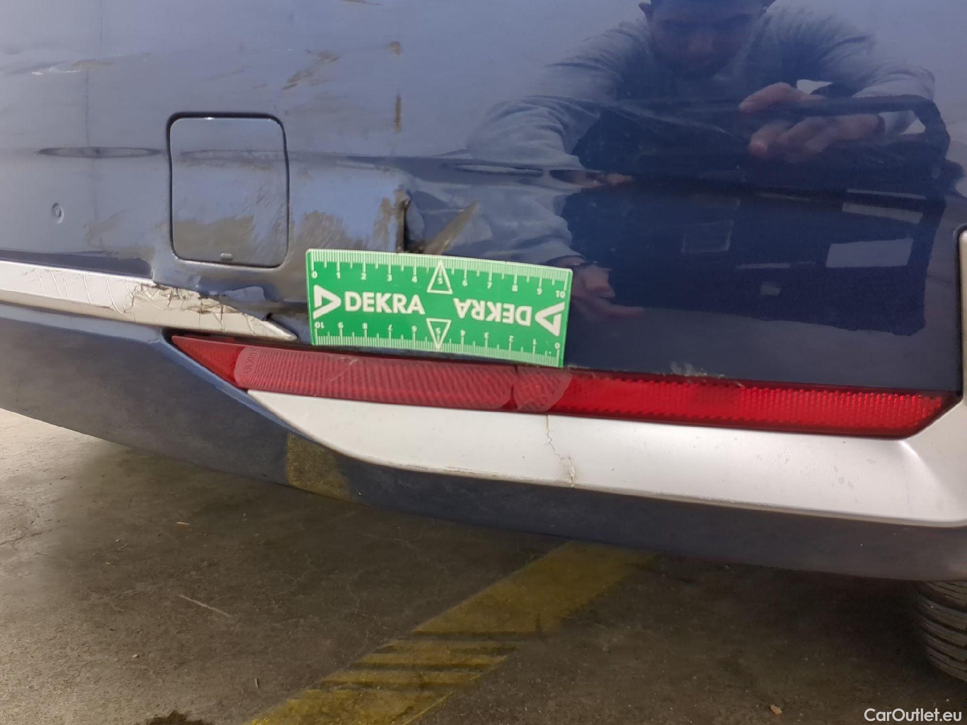  Bmw  2 Tourer BMW Série 2 Active Tourer / 2021 / 5P / monospace 225e xDrive 245ch Business Design DKG7 #32