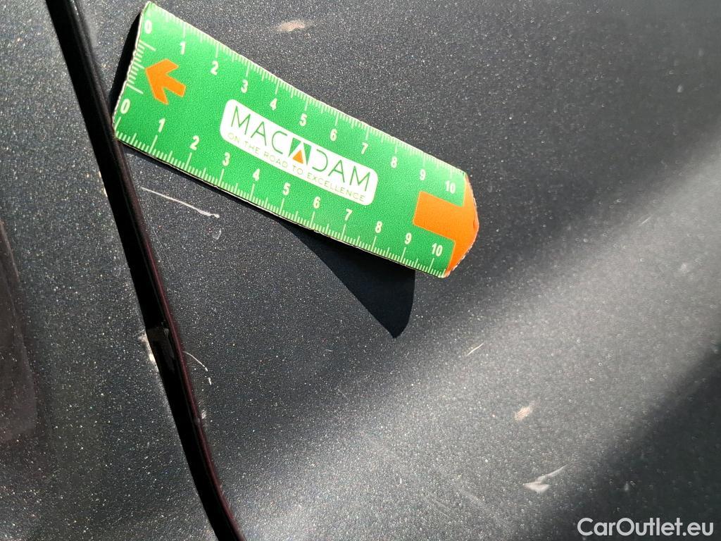  Volkswagen  Transporter VOLKSWAGEN  / 2019 / 4P / Fourgon tôlé 2.0 TDi 150 DSG7 L1H1 Business Line Plus #19