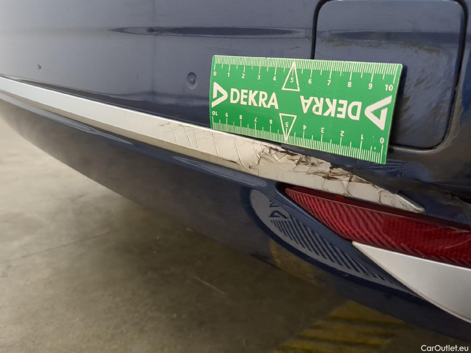  Bmw  2 Tourer BMW Série 2 Active Tourer / 2021 / 5P / monospace 225e xDrive 245ch Business Design DKG7 #23