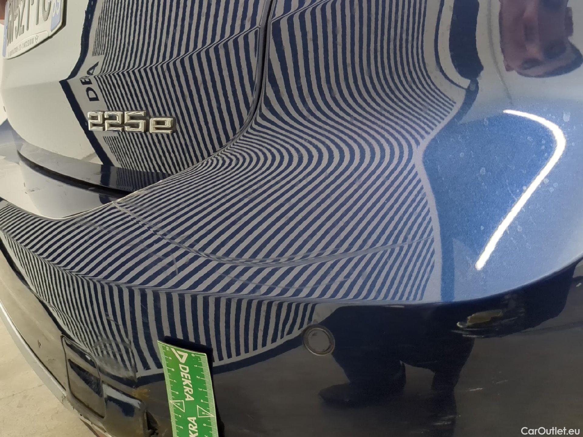  Bmw  2 Tourer BMW Série 2 Active Tourer / 2021 / 5P / monospace 225e xDrive 245ch Business Design DKG7 #25