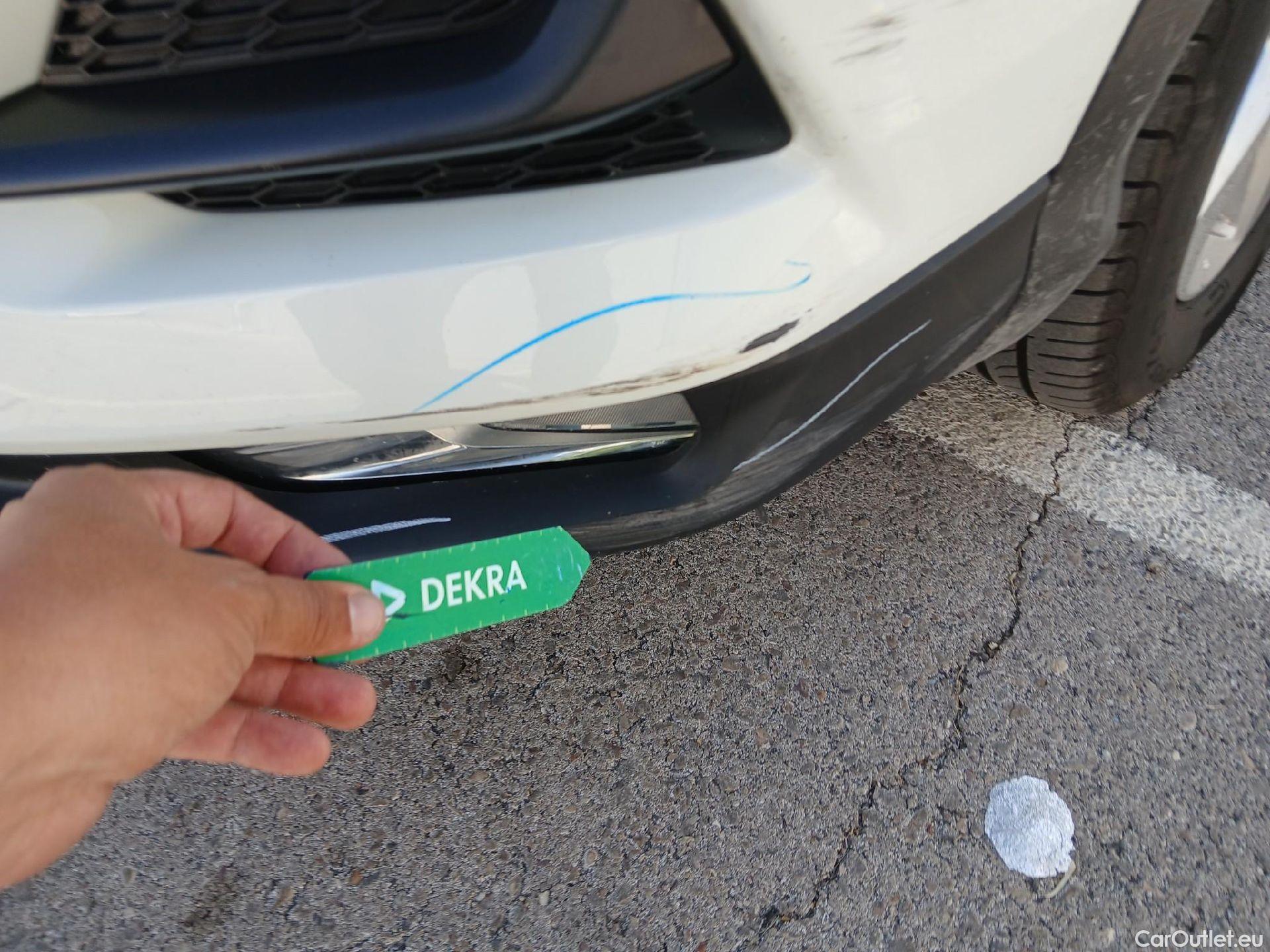 Nissan  Qashqai NISSAN  / 2017 / 5P / todoterreno DIG-T 103 kW (140 CV) E6D ACENTA #13