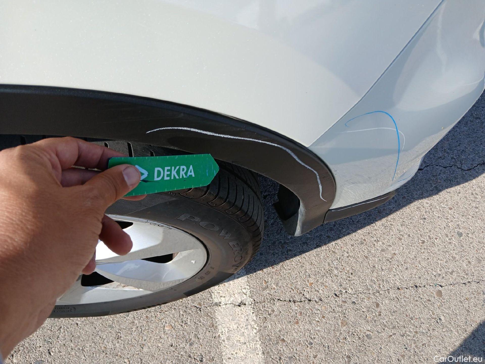 Nissan  Qashqai NISSAN  / 2017 / 5P / todoterreno DIG-T 103 kW (140 CV) E6D ACENTA #41