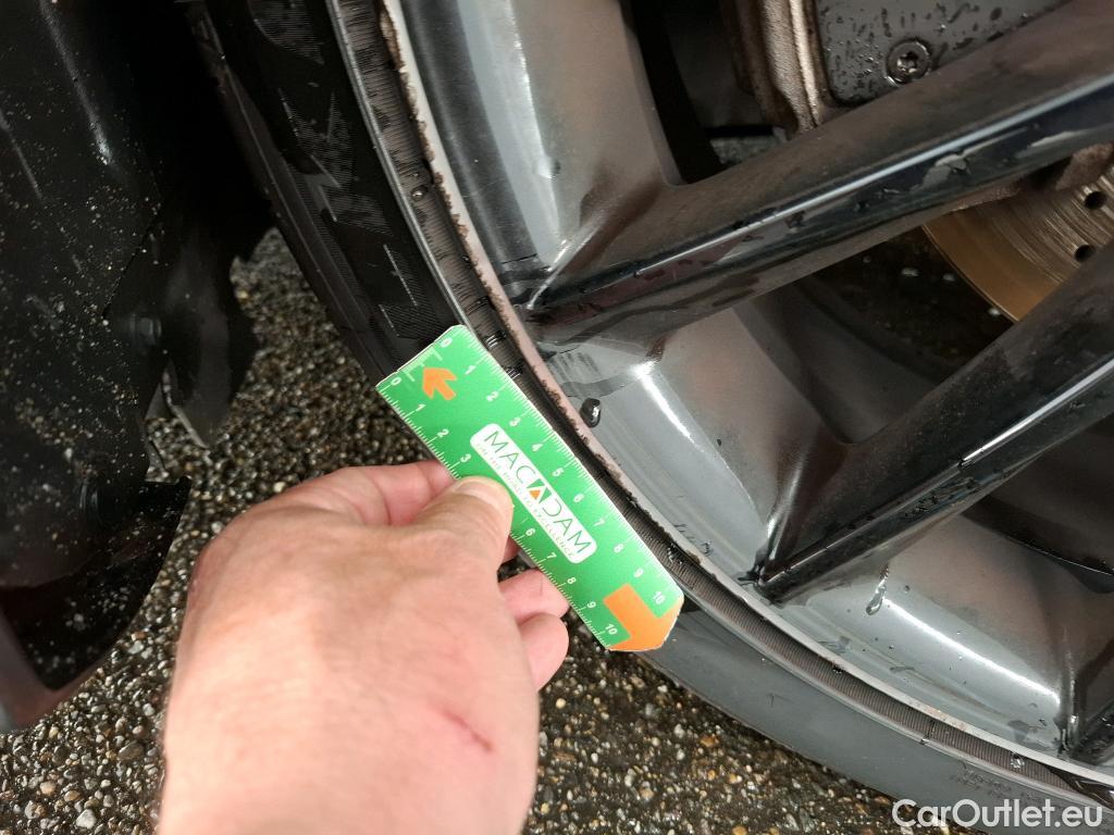 Mercedes  CLA-Klasse MERCEDES-BENZ CLA Coupe / 2019 / 4P / Coupé CLA 220 d AMG Line BA8 #32