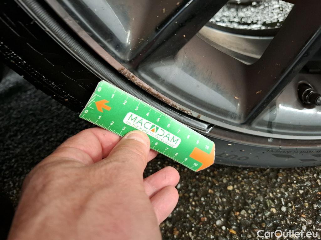 Mercedes  CLA-Klasse MERCEDES-BENZ CLA Coupe / 2019 / 4P / Coupé CLA 220 d AMG Line BA8 #45