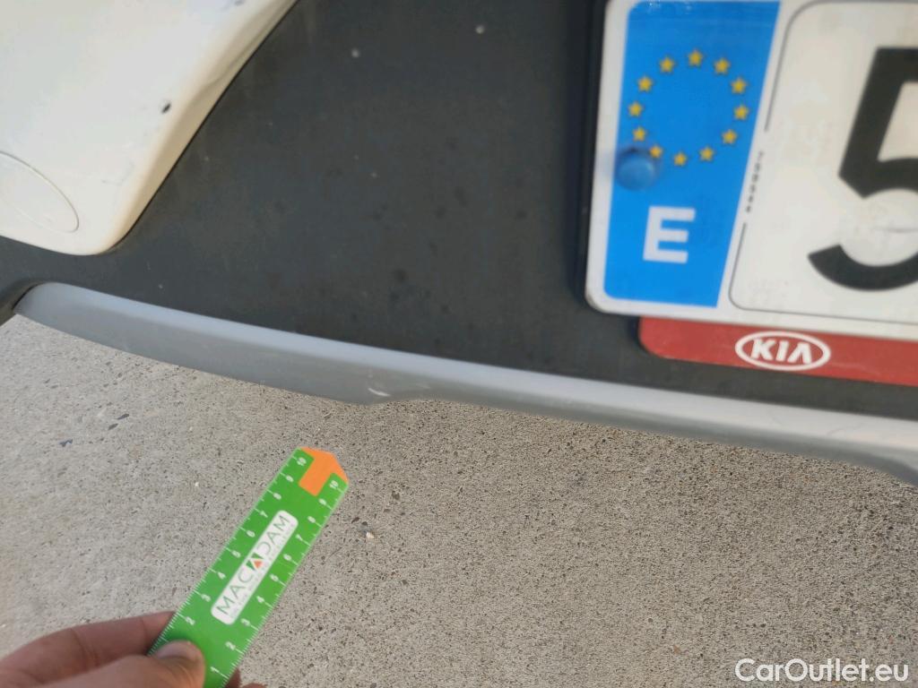 KIA  Niro KIA  PHEV / 2019 / 5P / crossover 1.6 GDi PHEV 104kW (141CV) Emotion #15