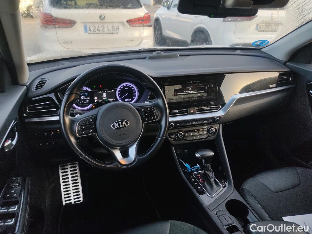 KIA  Niro KIA  PHEV / 2019 / 5P / crossover 1.6 GDi PHEV 104kW (141CV) Emotion #3