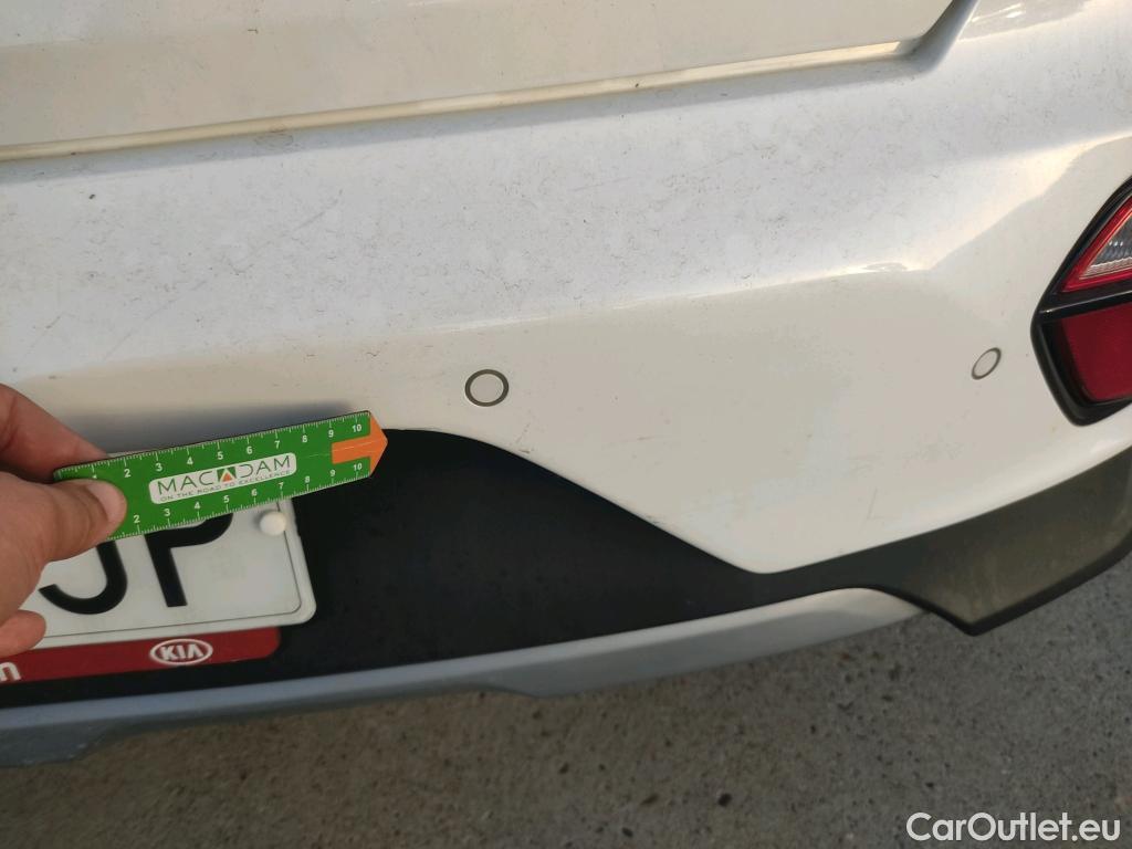 KIA  Niro KIA  PHEV / 2019 / 5P / crossover 1.6 GDi PHEV 104kW (141CV) Emotion #13