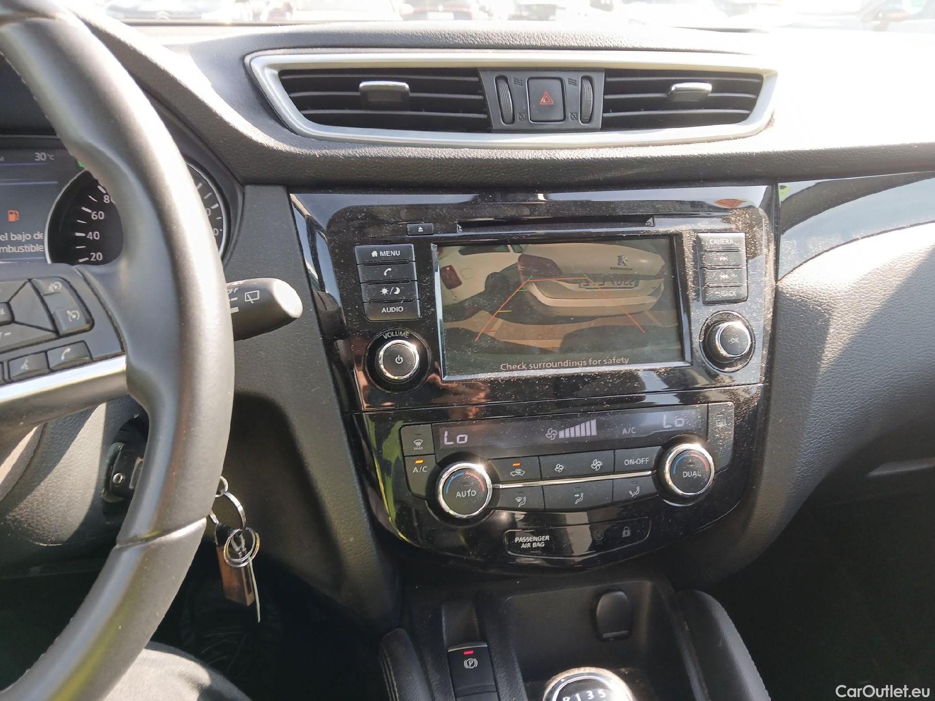 Nissan  Qashqai NISSAN  / 2017 / 5P / todoterreno DIG-T 103 kW (140 CV) E6D ACENTA #11