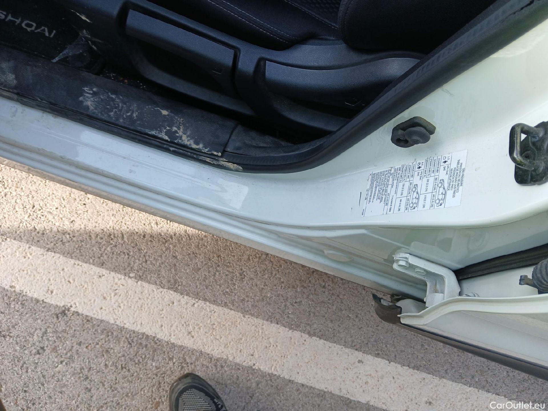 Nissan  Qashqai NISSAN  / 2017 / 5P / todoterreno DIG-T 103 kW (140 CV) E6D ACENTA #6