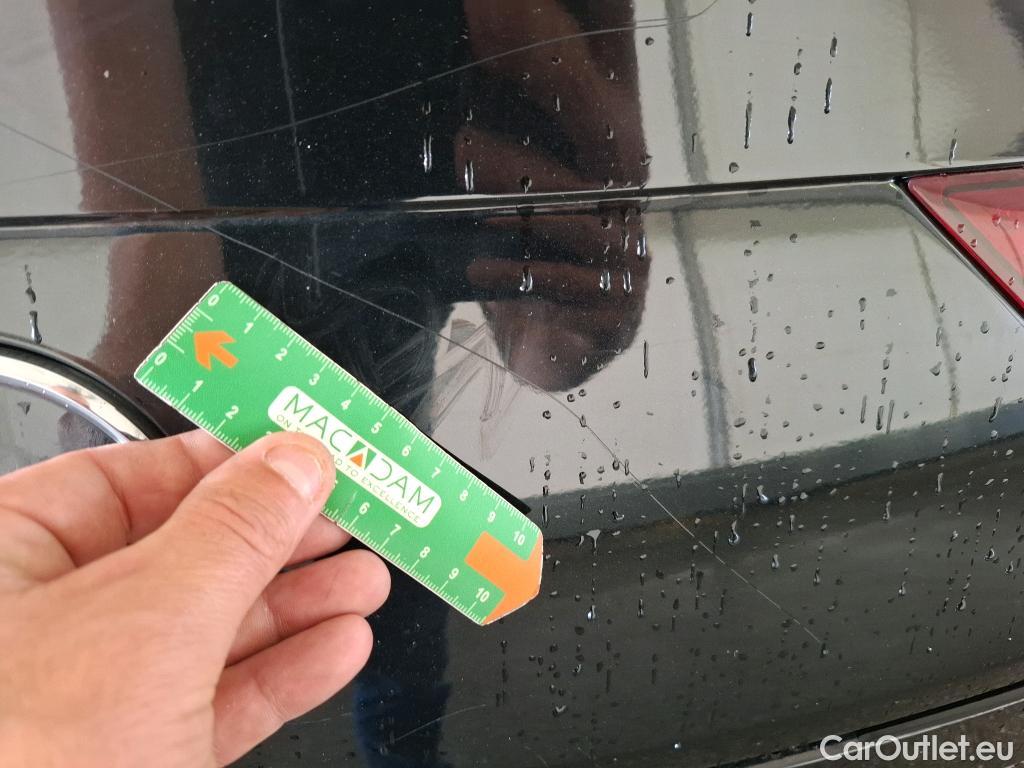 Mercedes  CLA-Klasse MERCEDES-BENZ CLA Coupe / 2019 / 4P / Coupé CLA 220 d AMG Line BA8 #18