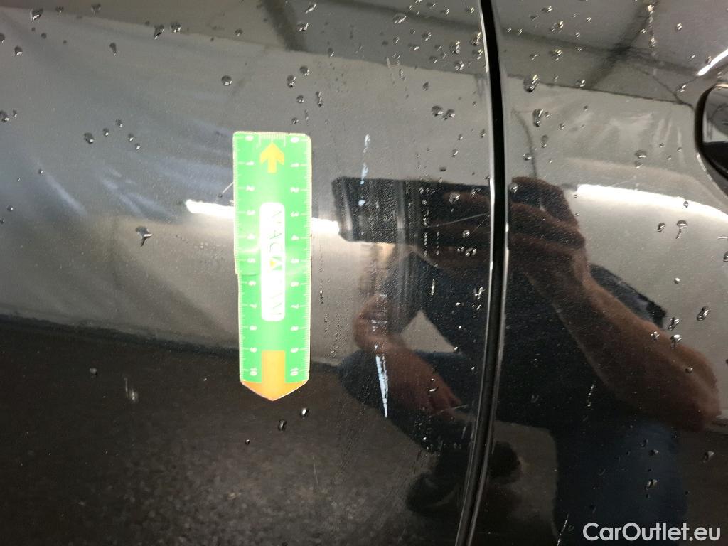 Mercedes  CLA-Klasse MERCEDES-BENZ CLA Coupe / 2019 / 4P / Coupé CLA 220 d AMG Line BA8 #51