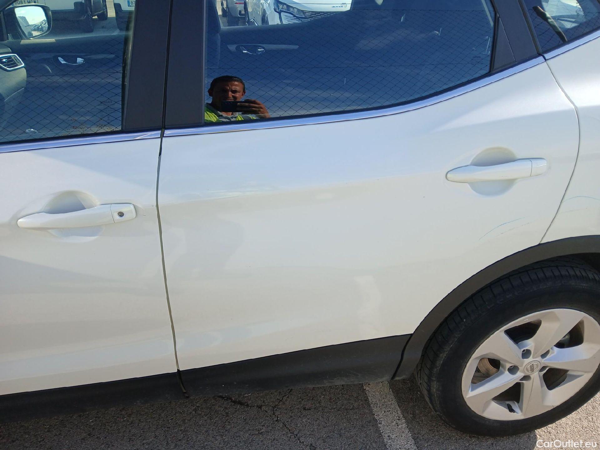 Nissan  Qashqai NISSAN  / 2017 / 5P / todoterreno DIG-T 103 kW (140 CV) E6D ACENTA #26