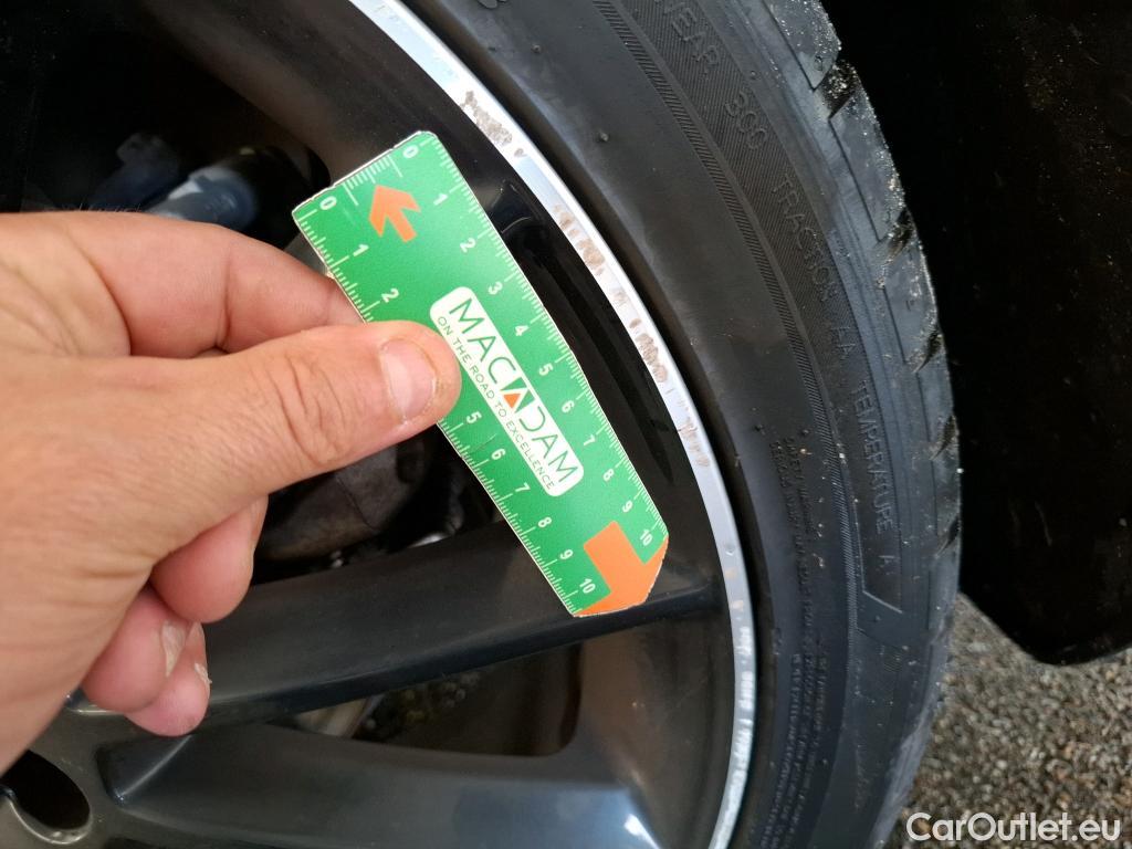 Mercedes  CLA-Klasse MERCEDES-BENZ CLA Coupe / 2019 / 4P / Coupé CLA 220 d AMG Line BA8 #36