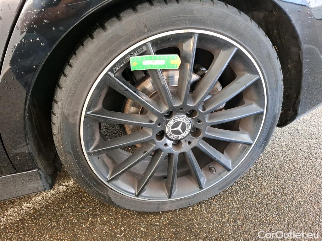 Mercedes  CLA-Klasse MERCEDES-BENZ CLA Coupe / 2019 / 4P / Coupé CLA 220 d AMG Line BA8 #10